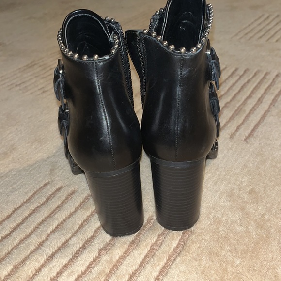 STEVE MADDEN Buckle studded ankle Boots NORDSTROM Size 8 - Picture 3 of 4
